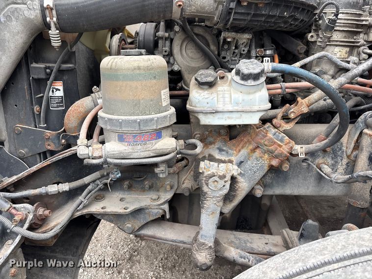 image for item FG1098 2017 Freightliner Cascadia 125 semi truck