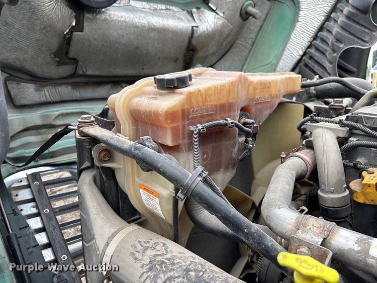 image for item FG1098 2017 Freightliner Cascadia 125 semi truck