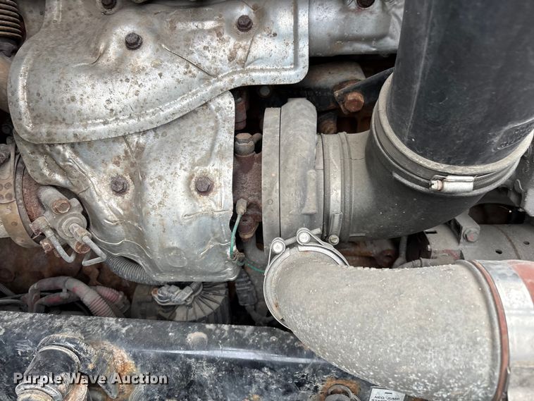 image for item FG1098 2017 Freightliner Cascadia 125 semi truck