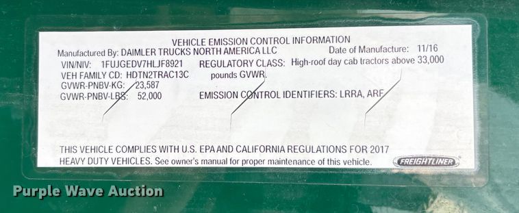 image for item FG1098 2017 Freightliner Cascadia 125 semi truck