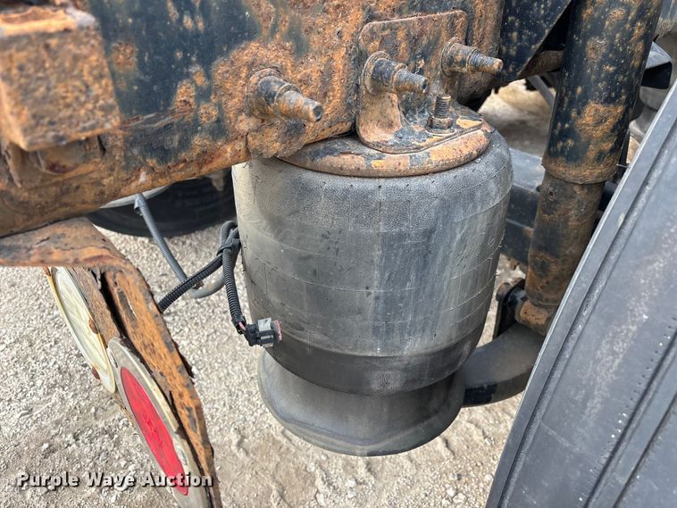 image for item FG1099 2017 Freightliner Cascadia 125 semi truck