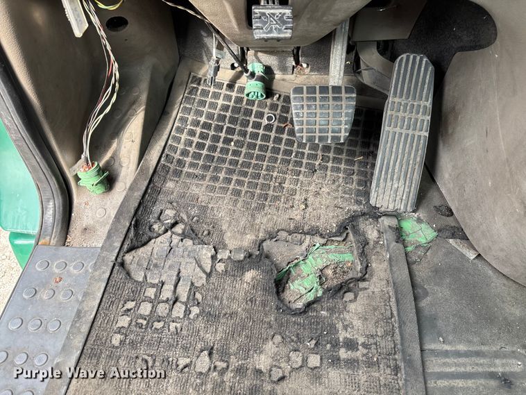 image for item FG1099 2017 Freightliner Cascadia 125 semi truck