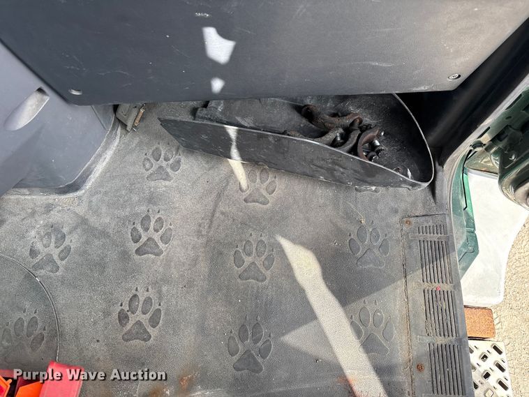 image for item FG1100 2016 Mack CXU613 semi truck