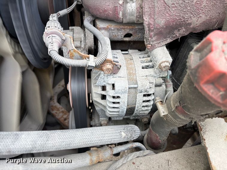 image for item FG1100 2016 Mack CXU613 semi truck