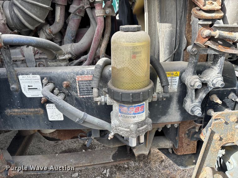 image for item FG1100 2016 Mack CXU613 semi truck