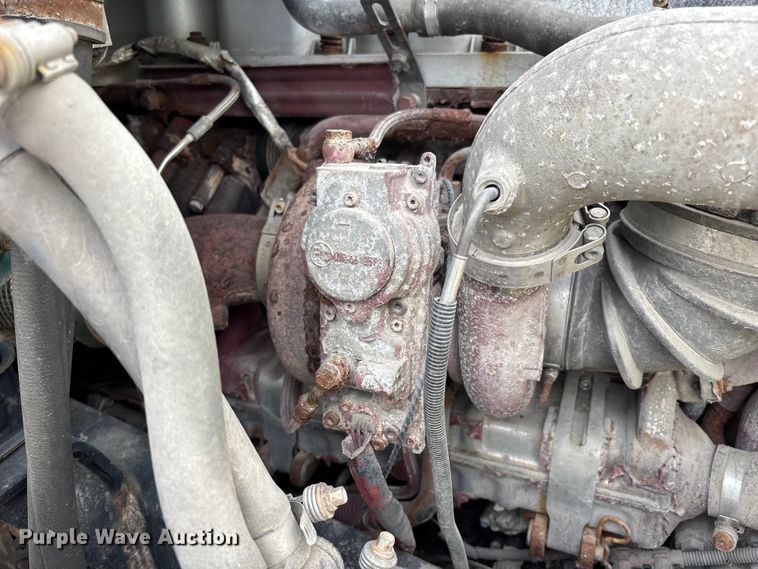 image for item FG1100 2016 Mack CXU613 semi truck