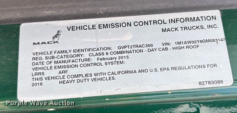 image for item FG1100 2016 Mack CXU613 semi truck