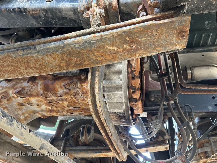 image for item FG1101 2016 Mack CXU613 semi truck