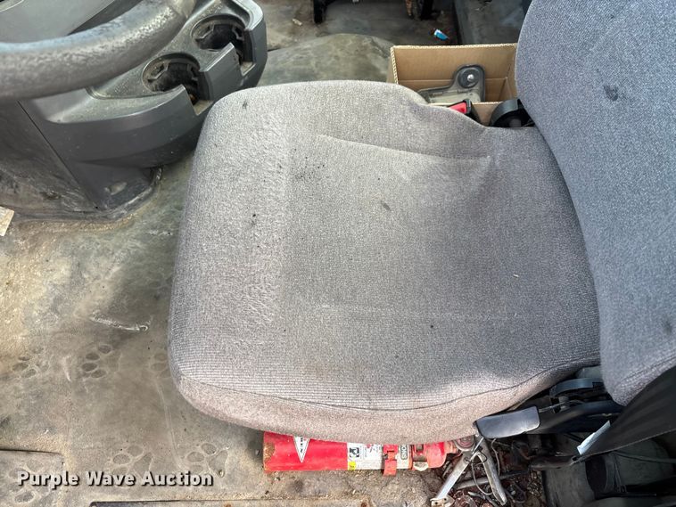 image for item FG1101 2016 Mack CXU613 semi truck