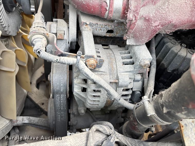 image for item FG1101 2016 Mack CXU613 semi truck