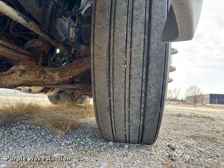 image for item FG1101 2016 Mack CXU613 semi truck