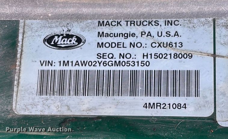 image for item FG1101 2016 Mack CXU613 semi truck