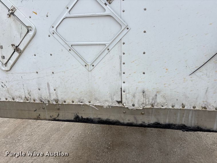 image for item FG1102 2013 Strick dry van trailer