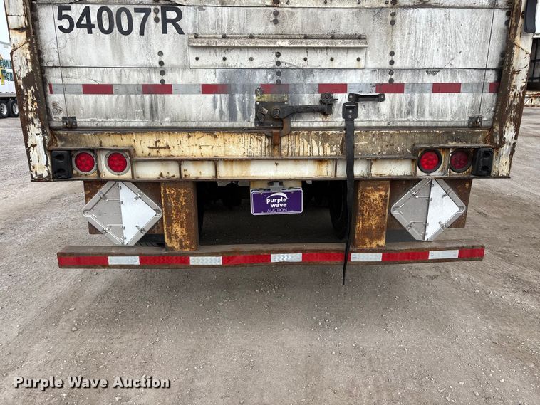 image for item FG1102 2013 Strick dry van trailer