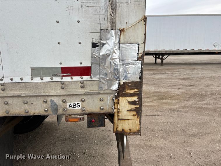 image for item FG1102 2013 Strick dry van trailer