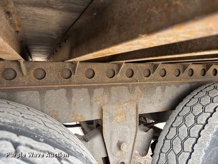 image for item FG1102 2013 Strick dry van trailer