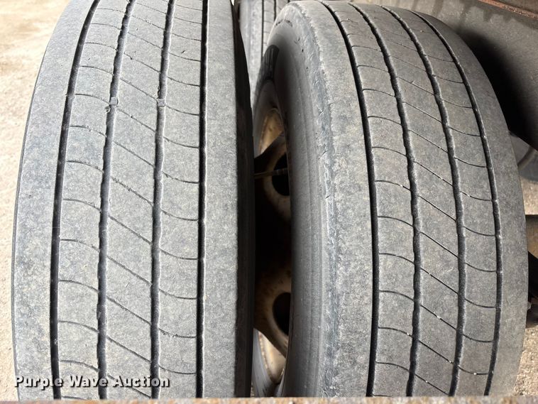 image for item FG1102 2013 Strick dry van trailer