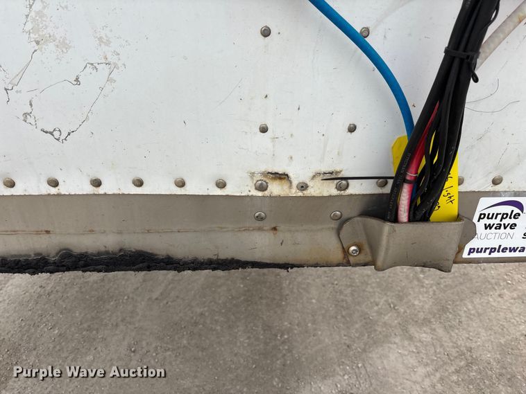 image for item FG1103 2013 Strick dry van trailer