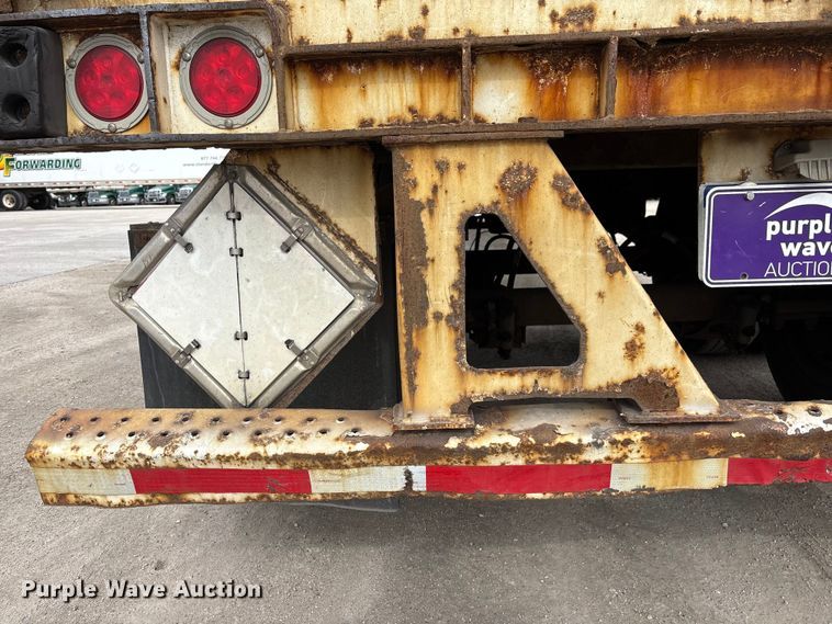 image for item FG1103 2013 Strick dry van trailer