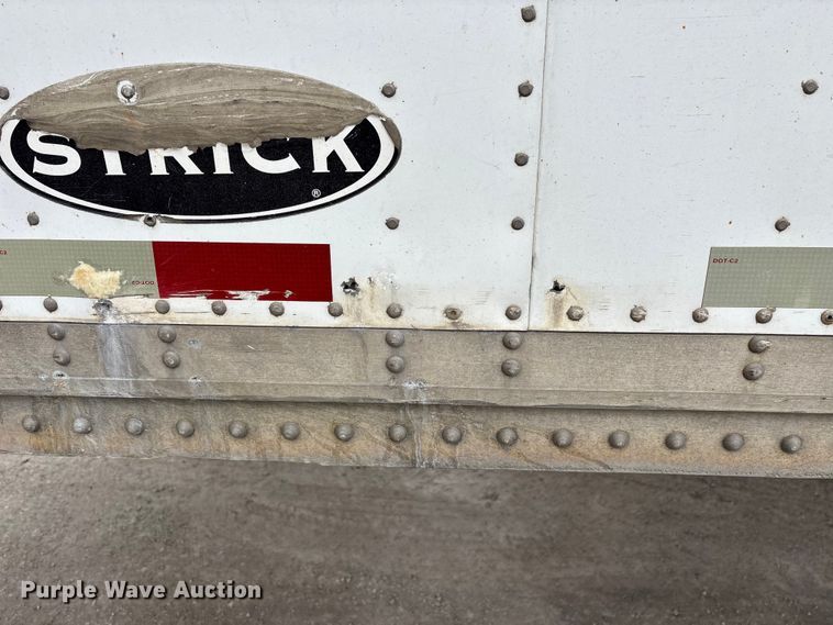 image for item FG1103 2013 Strick dry van trailer