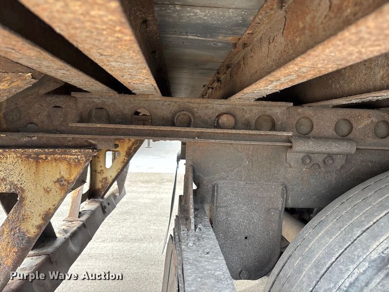 image for item FG1103 2013 Strick dry van trailer