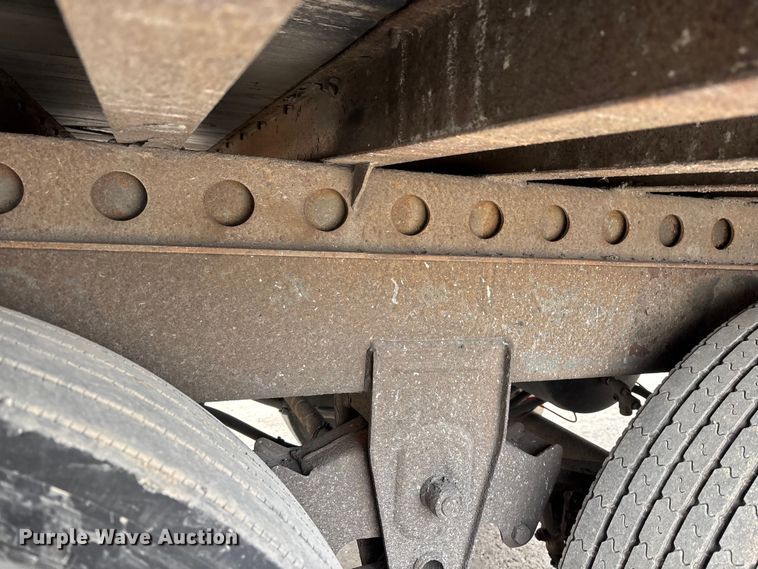 image for item FG1103 2013 Strick dry van trailer