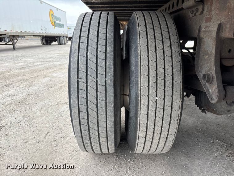 image for item FG1103 2013 Strick dry van trailer