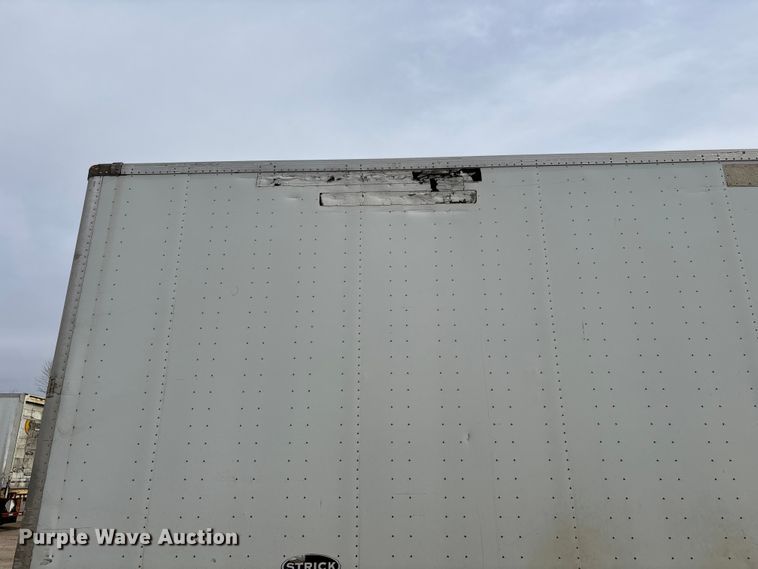 image for item FG1104 2013 Strick dry van trailer