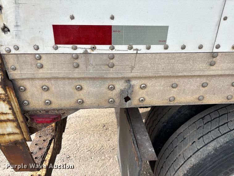 image for item FG1104 2013 Strick dry van trailer