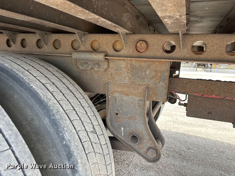 image for item FG1104 2013 Strick dry van trailer