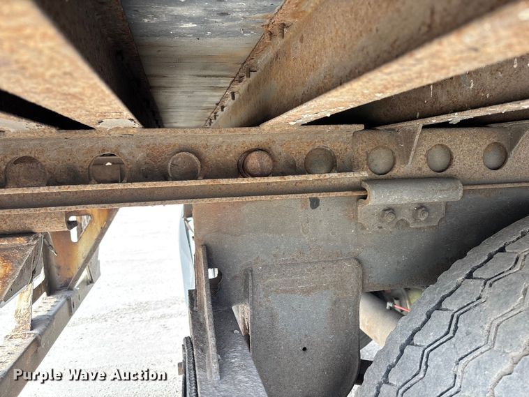 image for item FG1104 2013 Strick dry van trailer