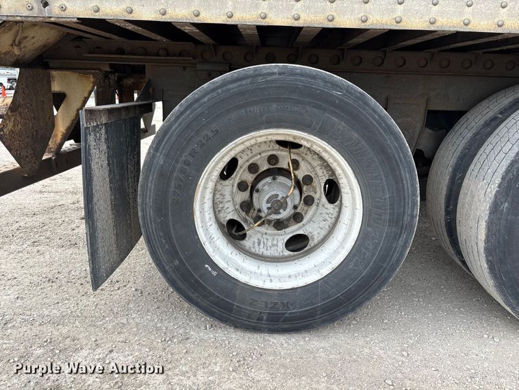 image for item FG1104 2013 Strick dry van trailer