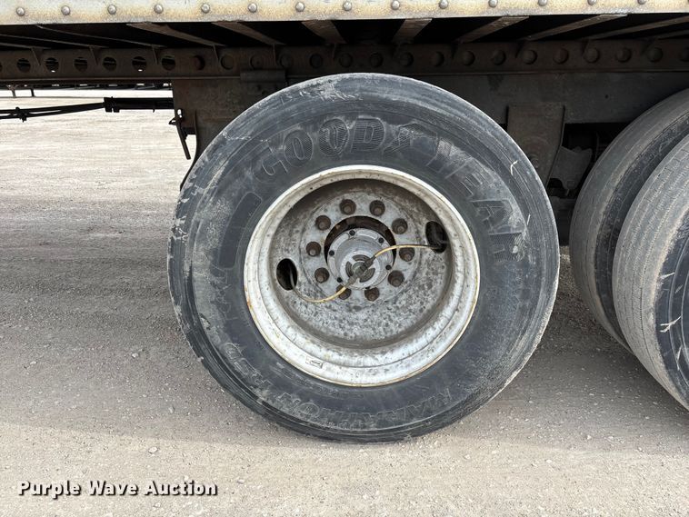 image for item FG1104 2013 Strick dry van trailer