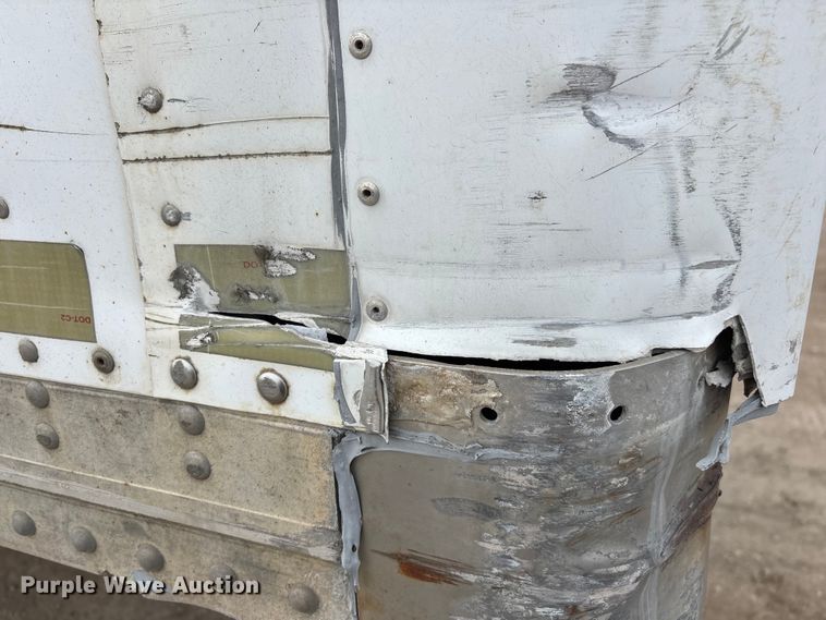 image for item FG1105 2007 Strick dry van trailer