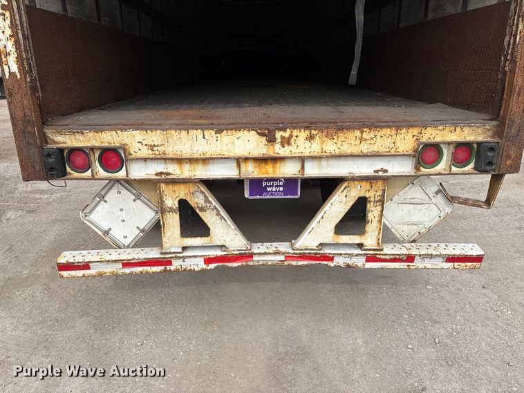 image for item FG1105 2007 Strick dry van trailer