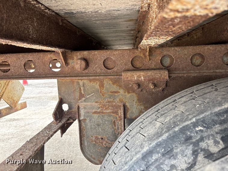 image for item FG1105 2007 Strick dry van trailer