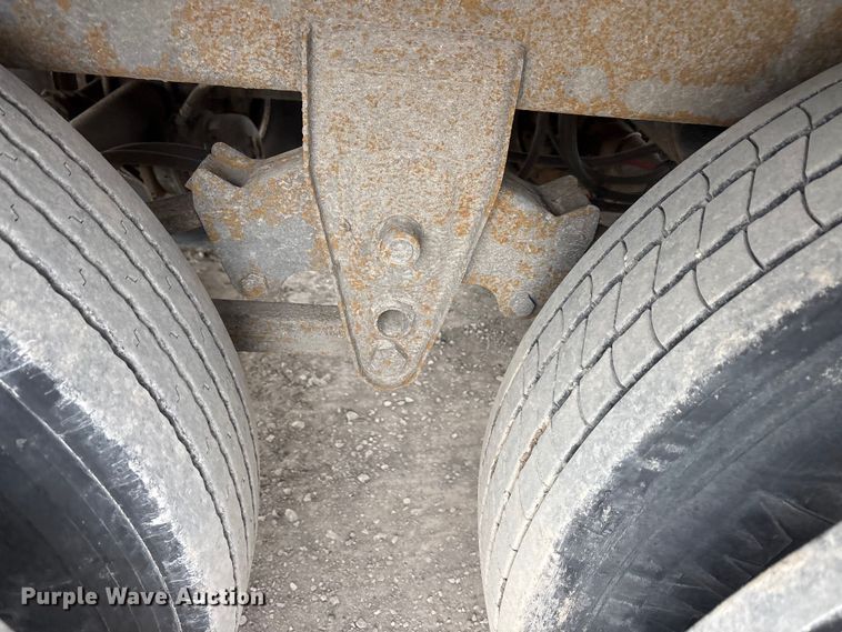 image for item FG1107 2013 Strick dry van trailer