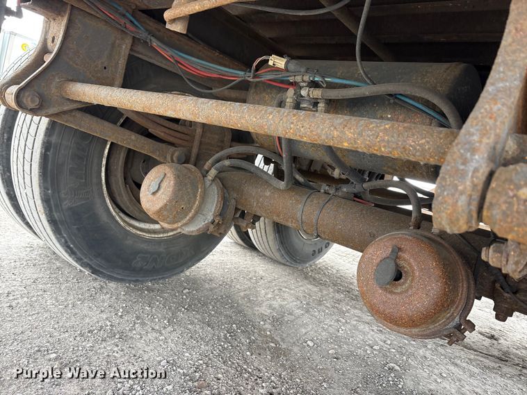 image for item FG1107 2013 Strick dry van trailer