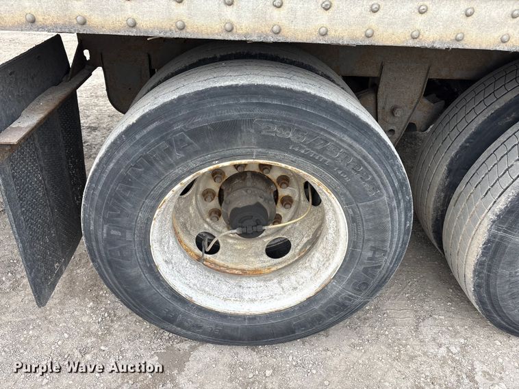 image for item FG1107 2013 Strick dry van trailer