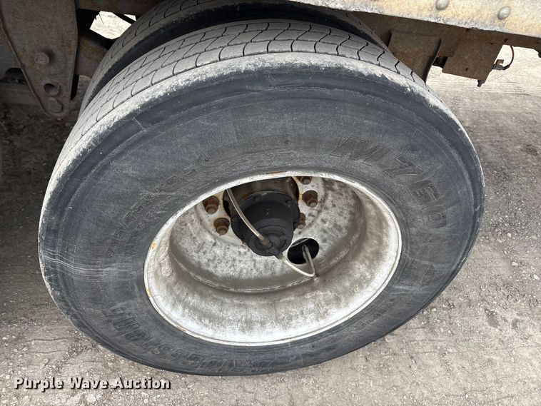 image for item FG1107 2013 Strick dry van trailer