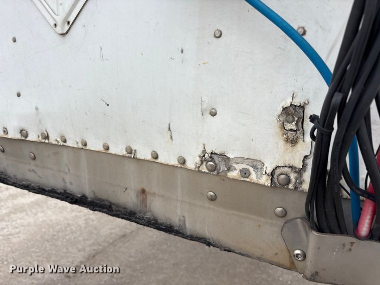 image for item FG1108 2013 Strick dry van trailer