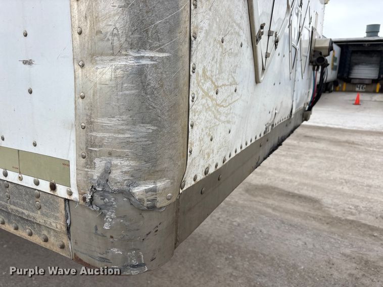 image for item FG1108 2013 Strick dry van trailer