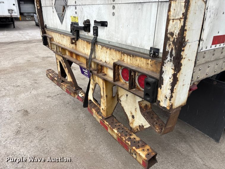image for item FG1108 2013 Strick dry van trailer