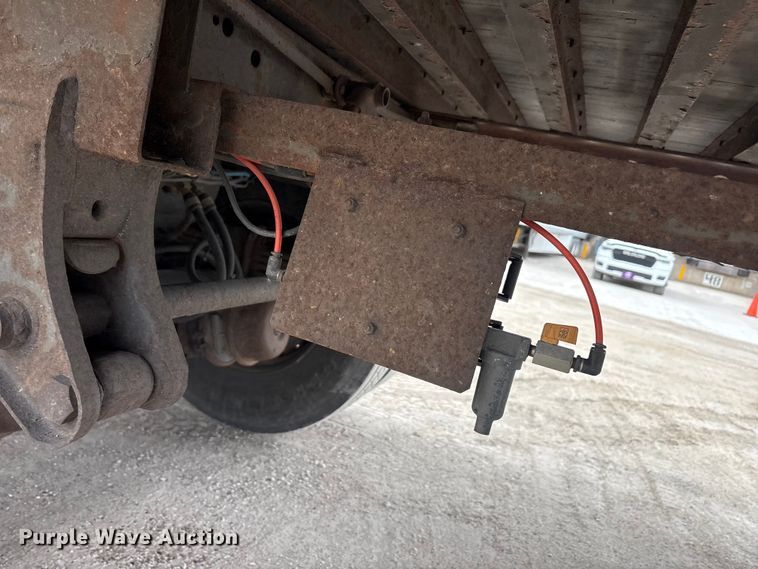 image for item FG1108 2013 Strick dry van trailer