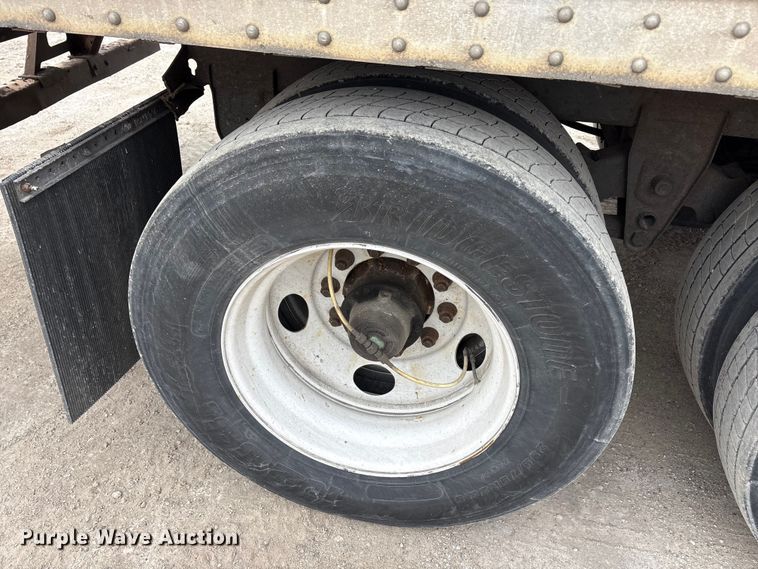 image for item FG1108 2013 Strick dry van trailer