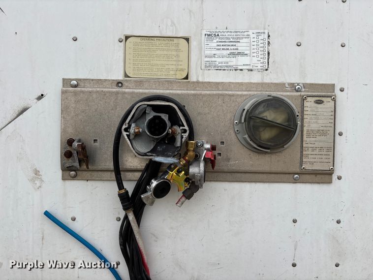 image for item FG1109 2013 Strick dry van trailer