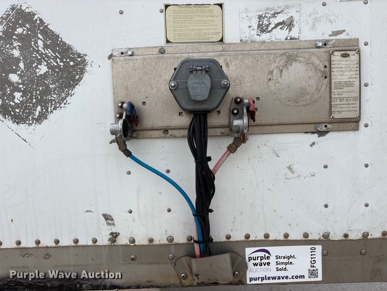 image for item FG1110 2013 Strick dry van trailer