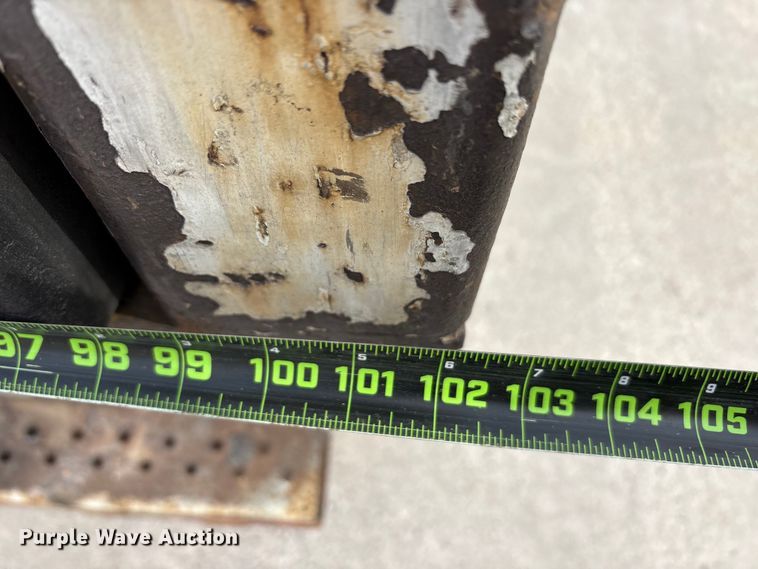 image for item FG1110 2013 Strick dry van trailer