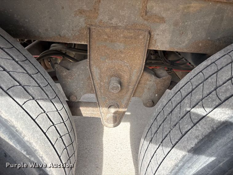 image for item FG1110 2013 Strick dry van trailer