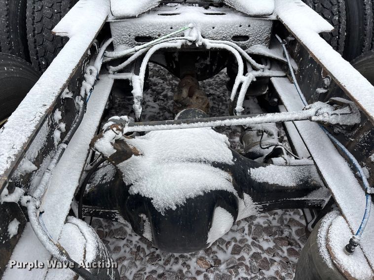 image for item FG1112 2017 Freightliner Cascadia 125 semi truck